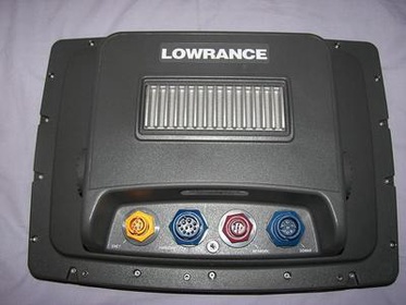 Lowrance LCX-113C HD с датчиком 200 КГц