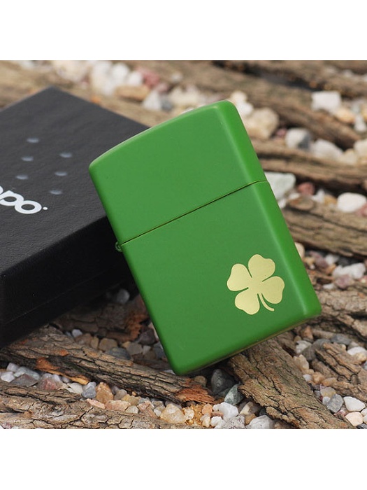 фото Зажигалка Zippo №21032 Shamrock