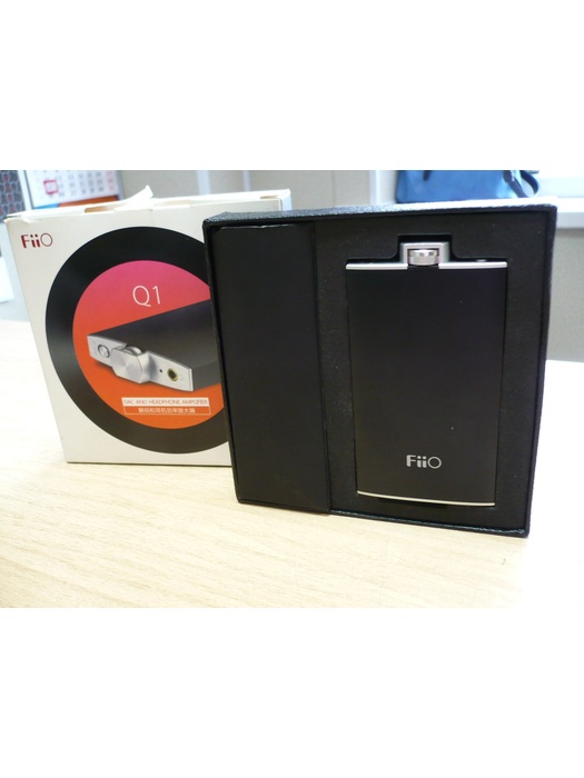 фото Усилитель для наушников FIIO Q1