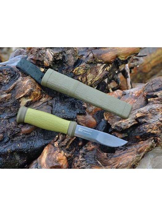 фото Набор Morakniv Outdoor Kit MG, нож Mora 2000 + топор (зеленый)