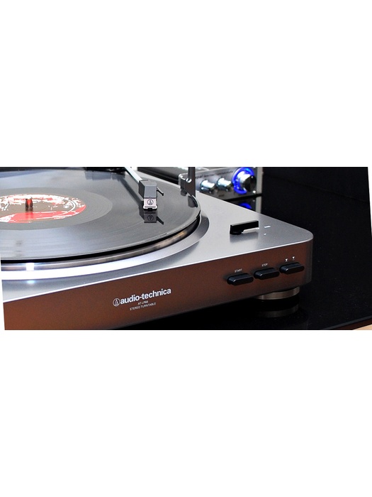 фото Проигрыватель Audio-Technica AT-LP60-USB