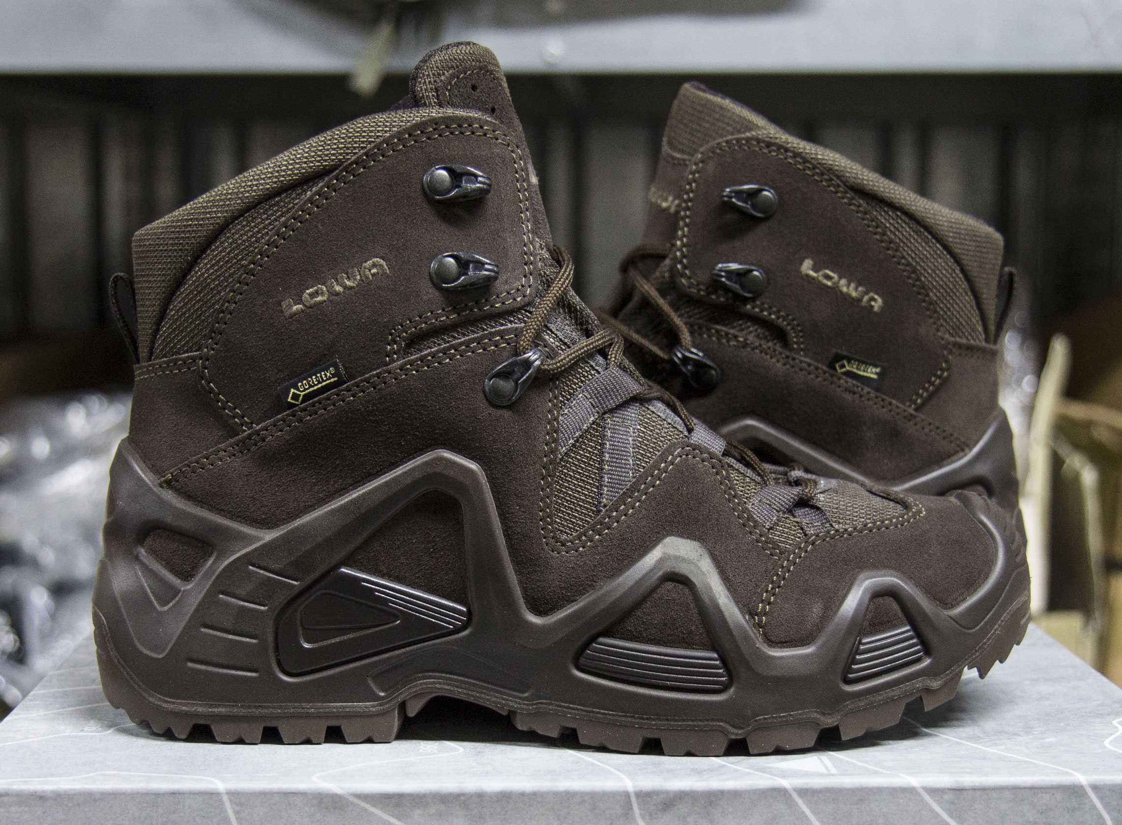 Lowa ZEPHYR GTX MID TF Dark brown 